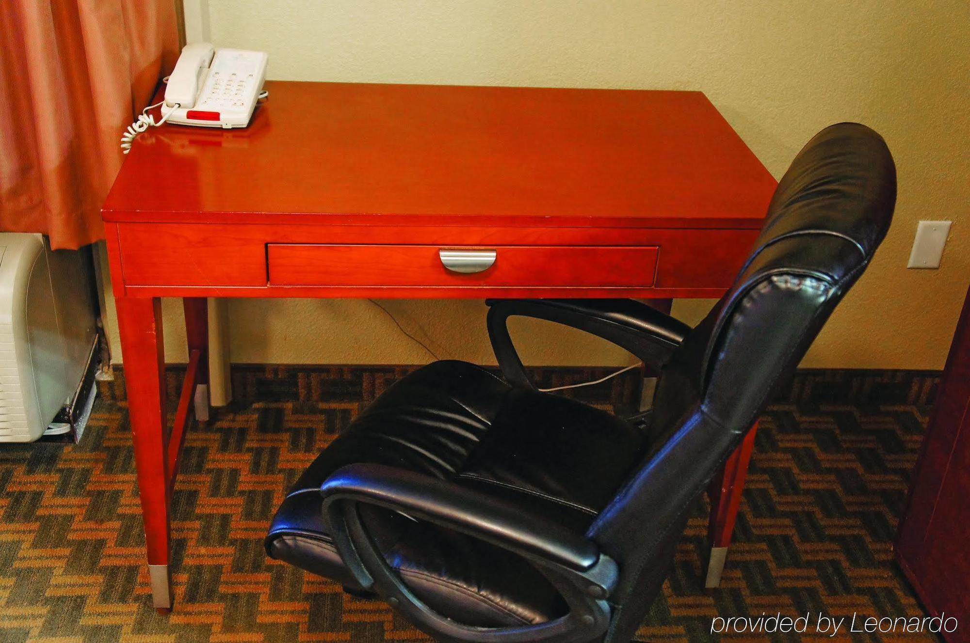 Hotel La Quinta By Wyndham Cleveland Airport West North Olmsted